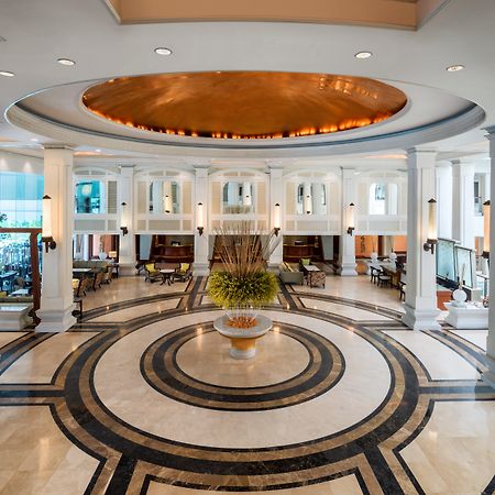 Dusit Thani Pattaya Exterior foto Lobby