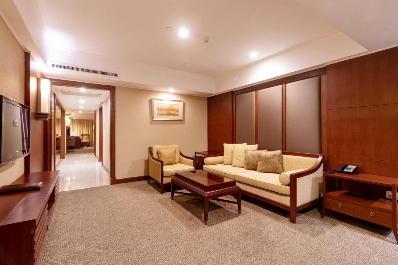 Dusit Thani Pattaya Exterior foto A suite at the hotel