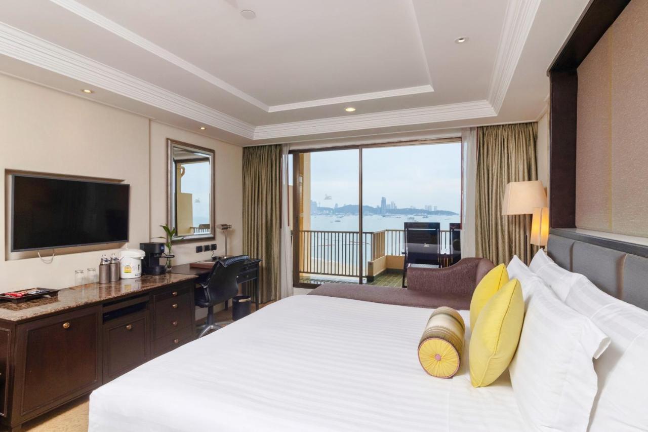 Dusit Thani Pattaya Exterior foto Deluxe Room