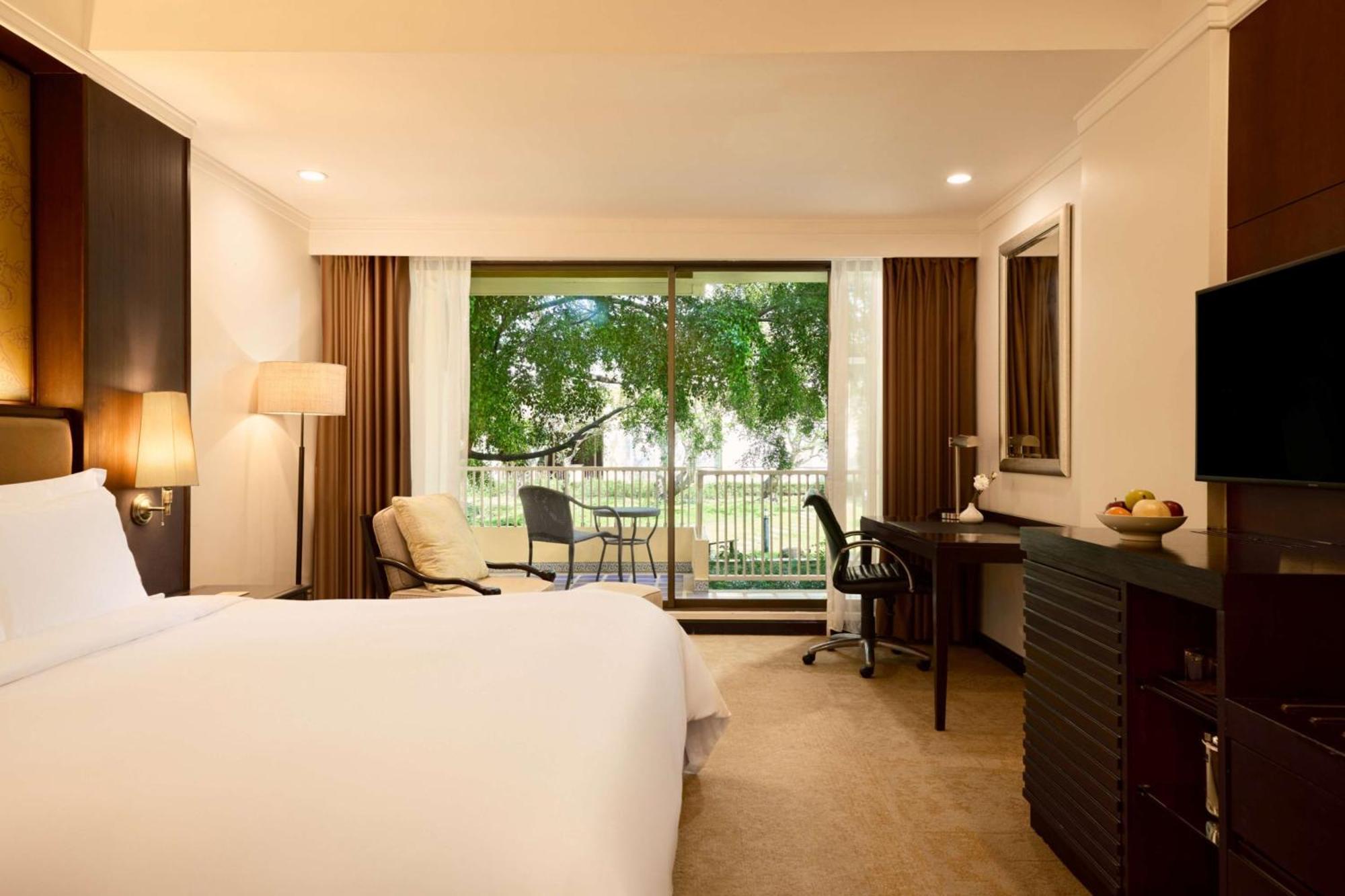 Dusit Thani Pattaya Exterior foto Deluxe Room