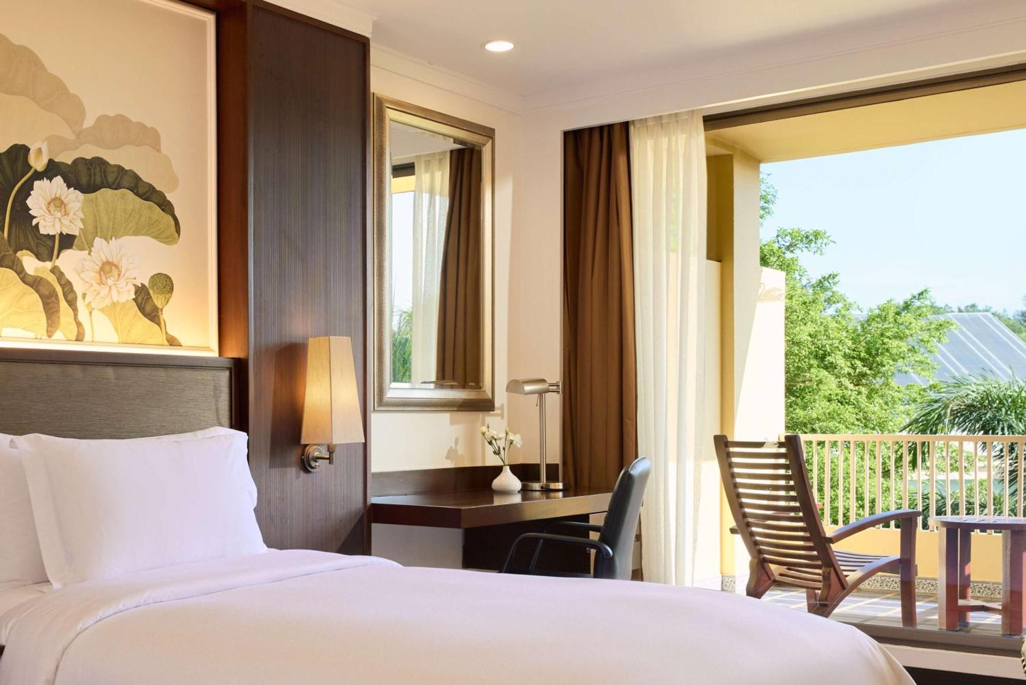 Dusit Thani Pattaya Exterior foto Deluxe Room