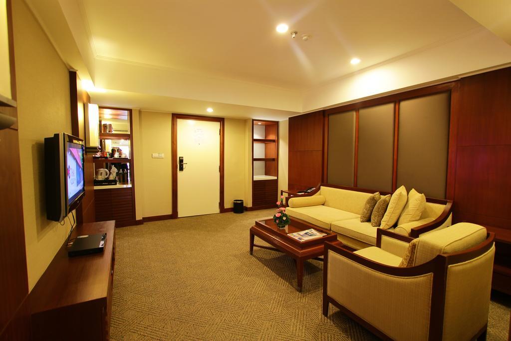 Dusit Thani Pattaya Exterior foto A suite at the hotel